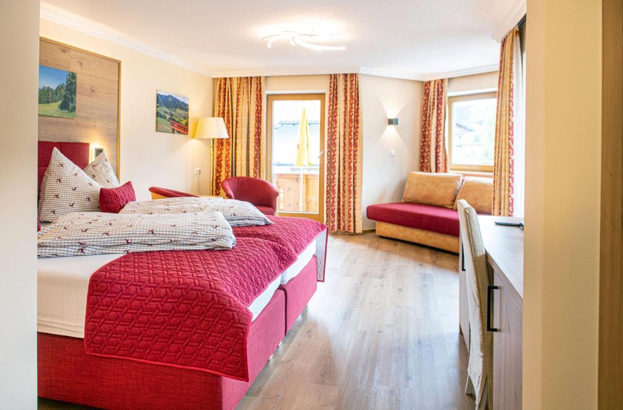 Hotel Schneeberger Niederau Exteriör bild