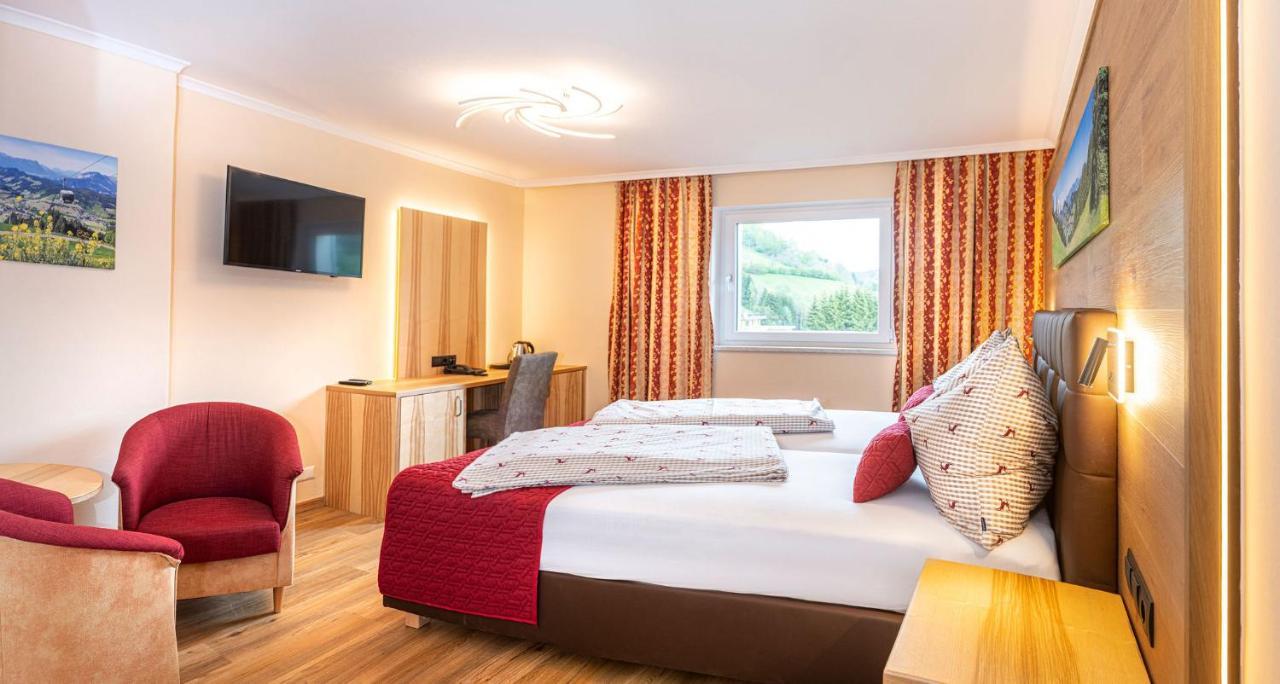 Hotel Schneeberger Niederau Exteriör bild