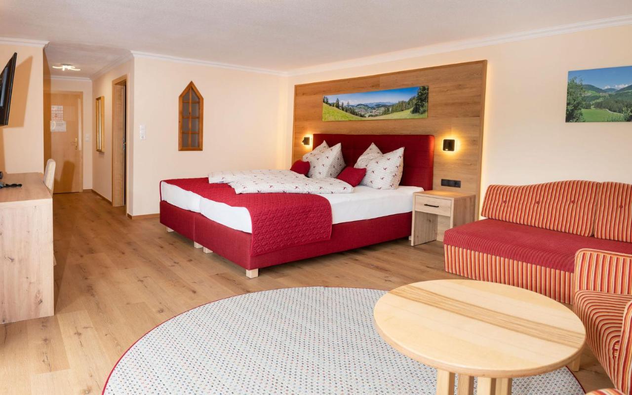 Hotel Schneeberger Niederau Exteriör bild