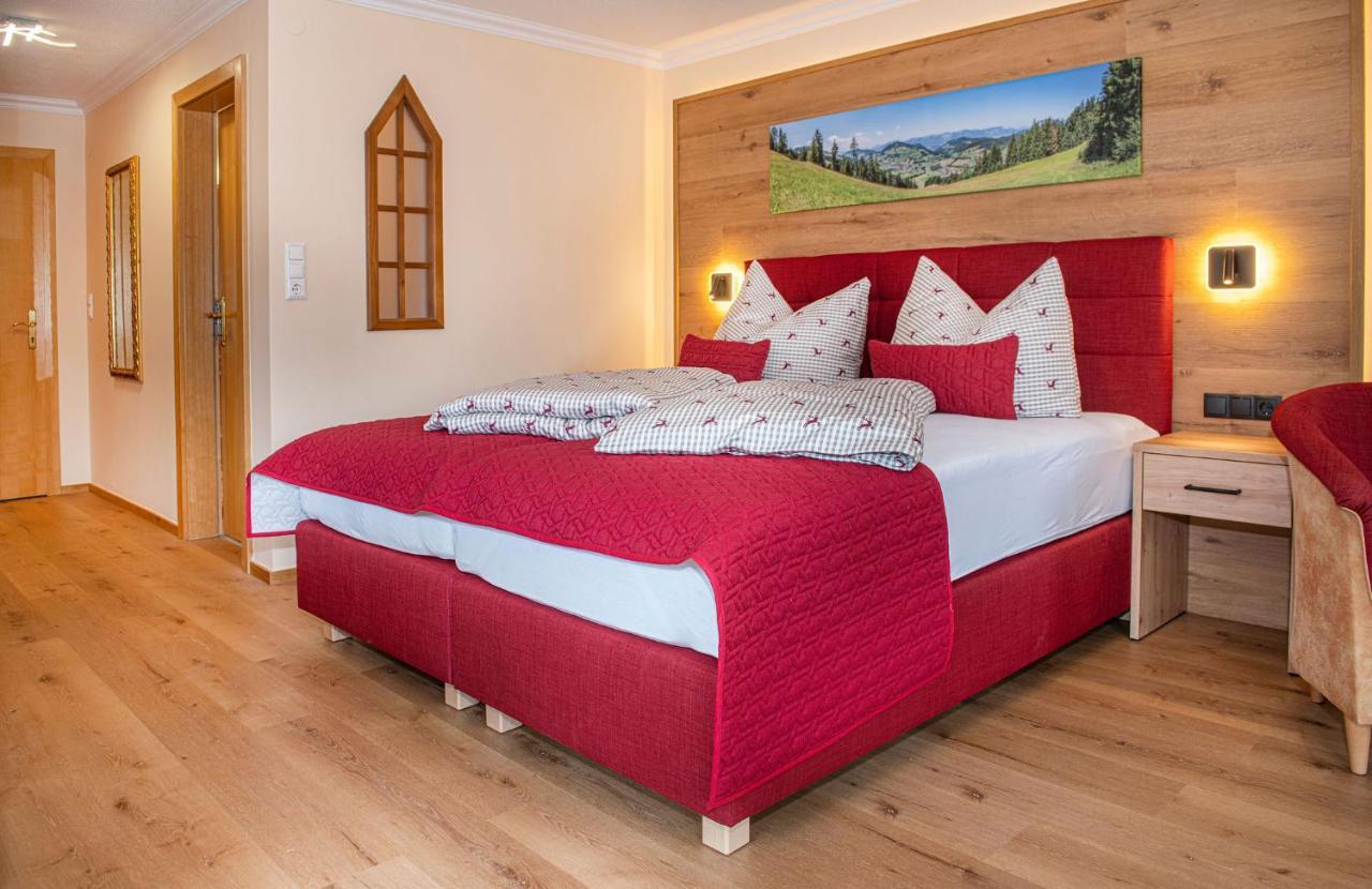 Hotel Schneeberger Niederau Exteriör bild