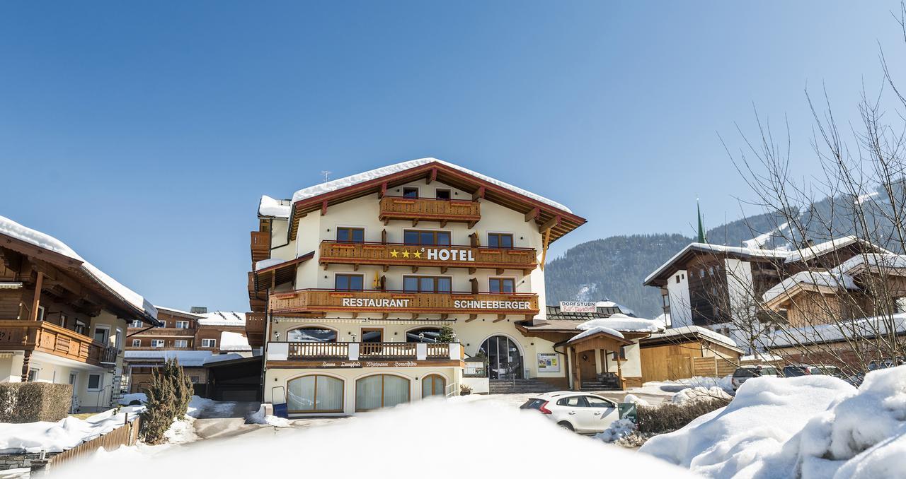 Hotel Schneeberger Niederau Exteriör bild